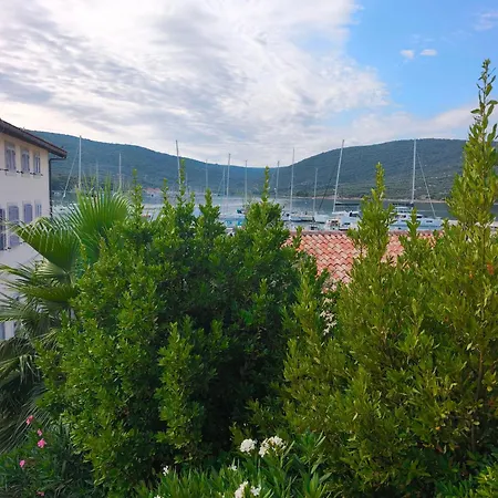 Lungo Mare 5 Cres