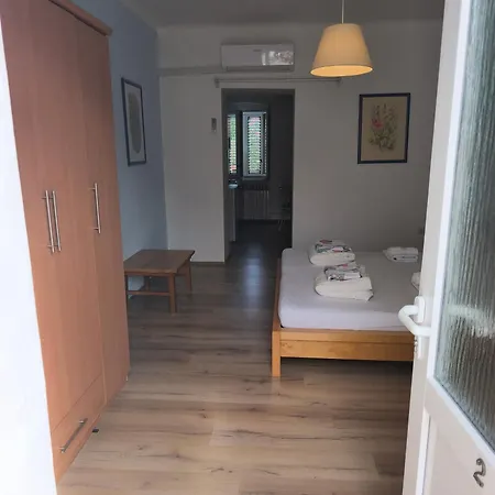 Lungo Mare 5 Apartment